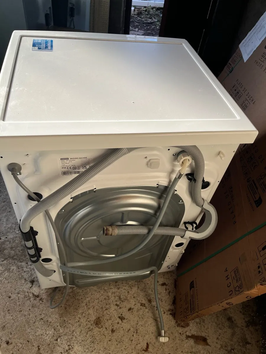 Washing machine, Dryer,Oven and  fridge freezer - Image 2