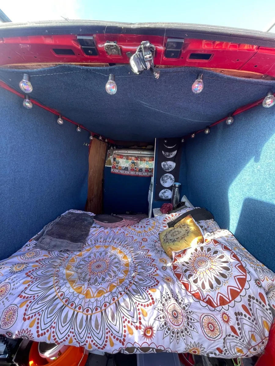 Camper van - Image 3