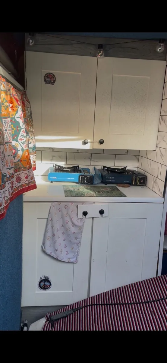 Camper van - Image 4