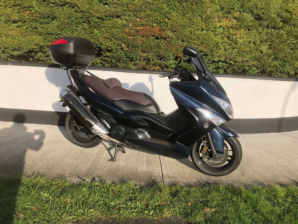 Yamaha TMAX-500cc - Image 1