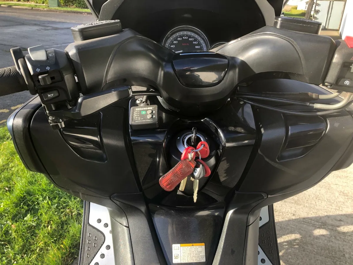 Yamaha TMAX-500cc - Image 4