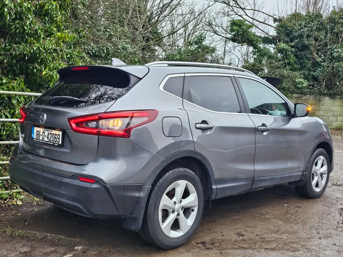 2018 Nissan qashqai automatic €12990 no offers - Image 4