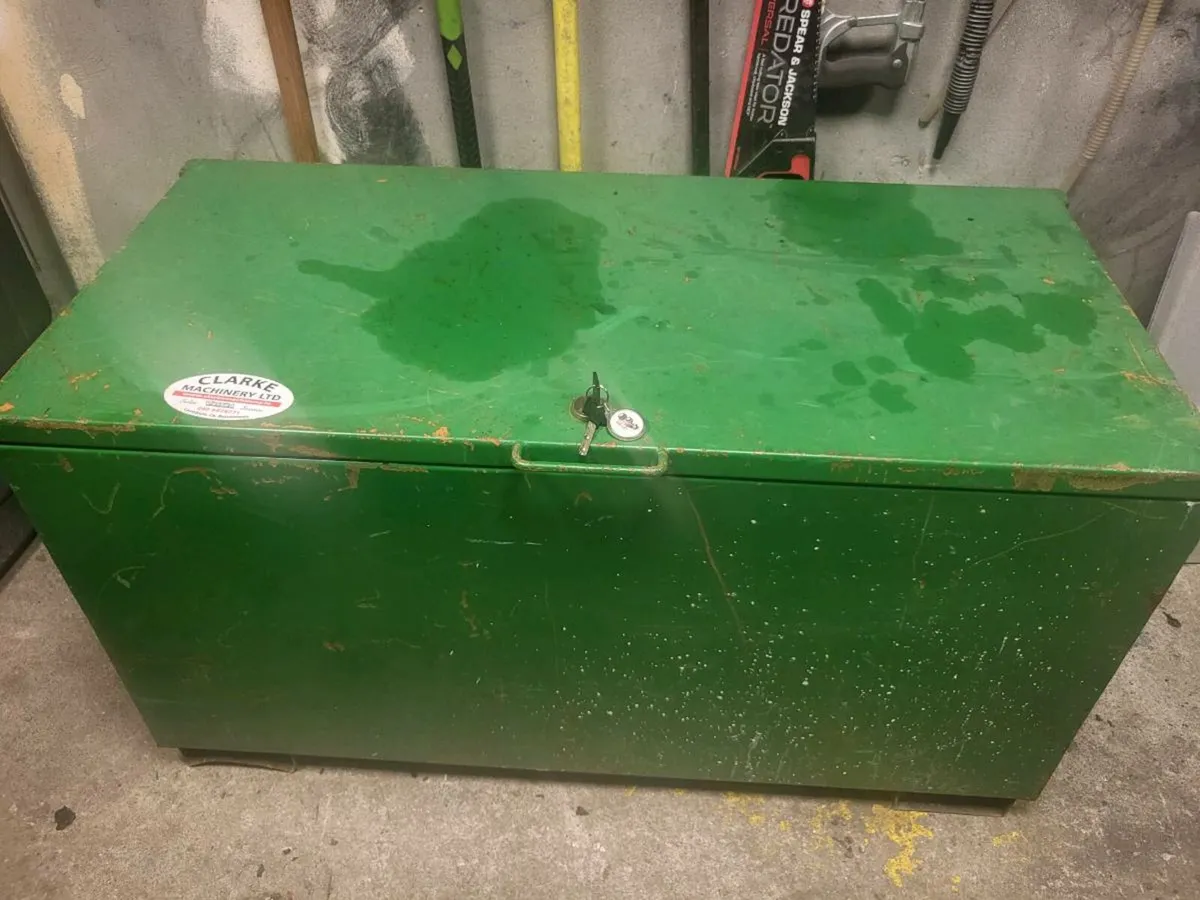 JOBOX SITEBOX TOOL STORAGE €220 - Image 1