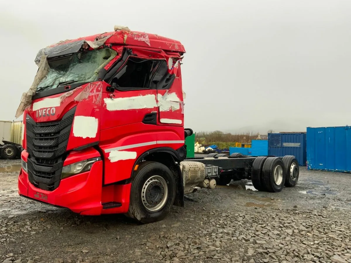 Iveco Other S / WAY CHASSIS CAB.   PARTS AND SPARE - Image 2