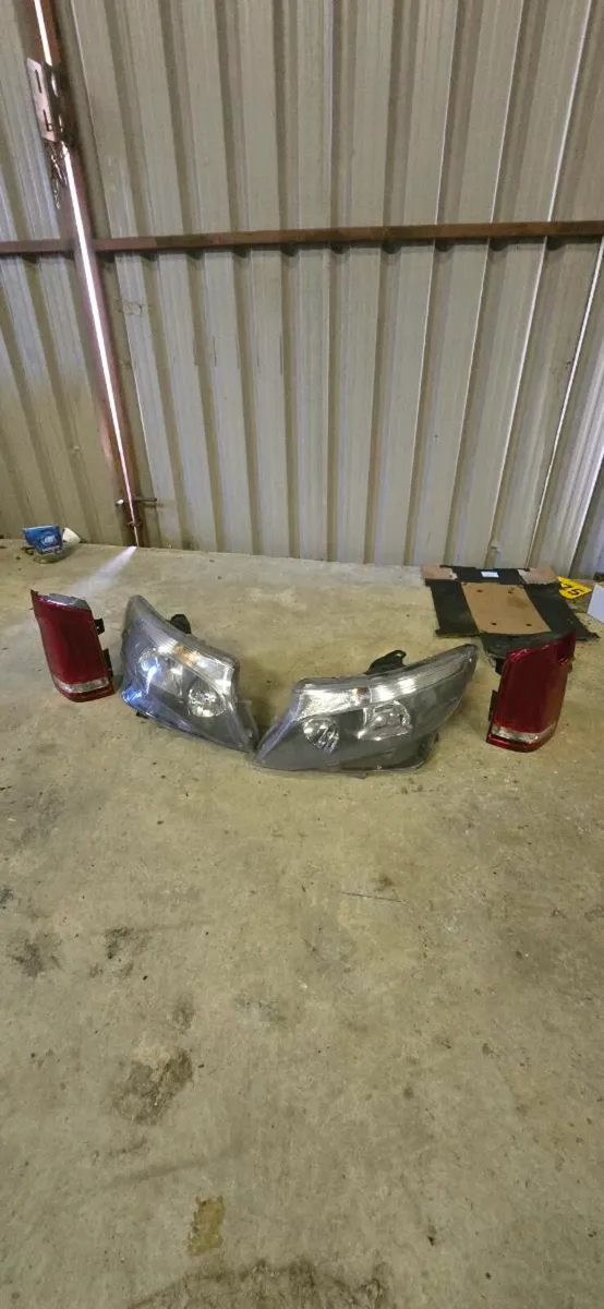 Mercedes vito w447 lights - Image 1