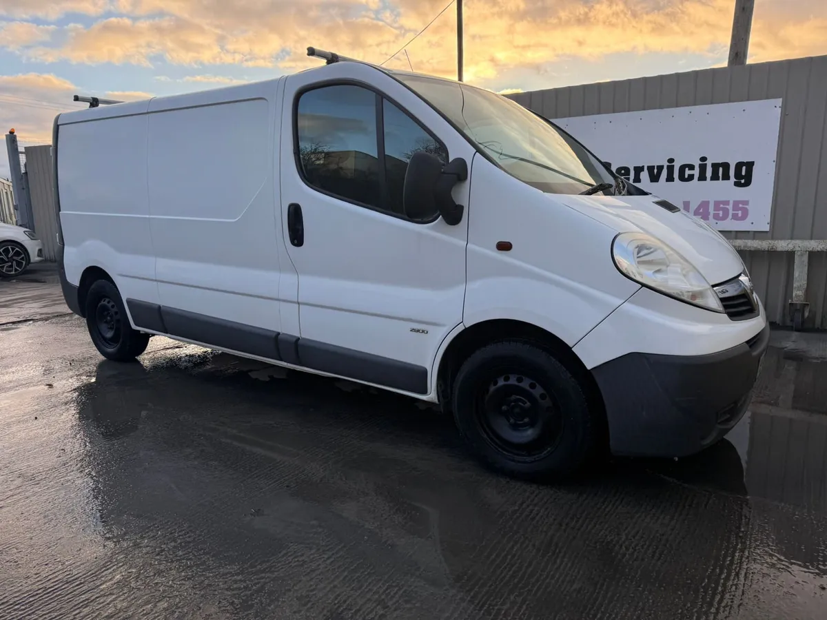 2012 Vauxhall Vivaro 2.0D  Warranty - Image 4