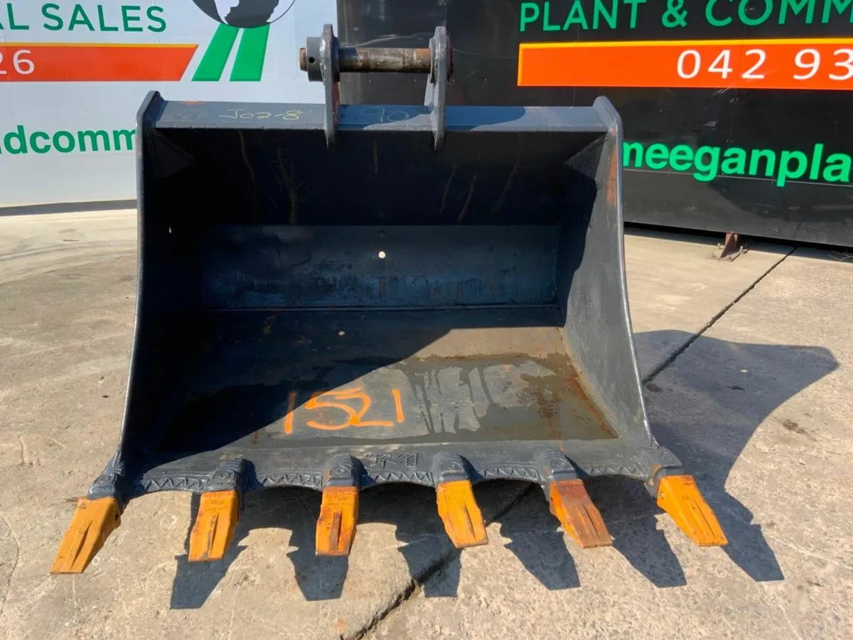 72"  DIGGING BUCKET.........90mm PINS..1521. - Image 3