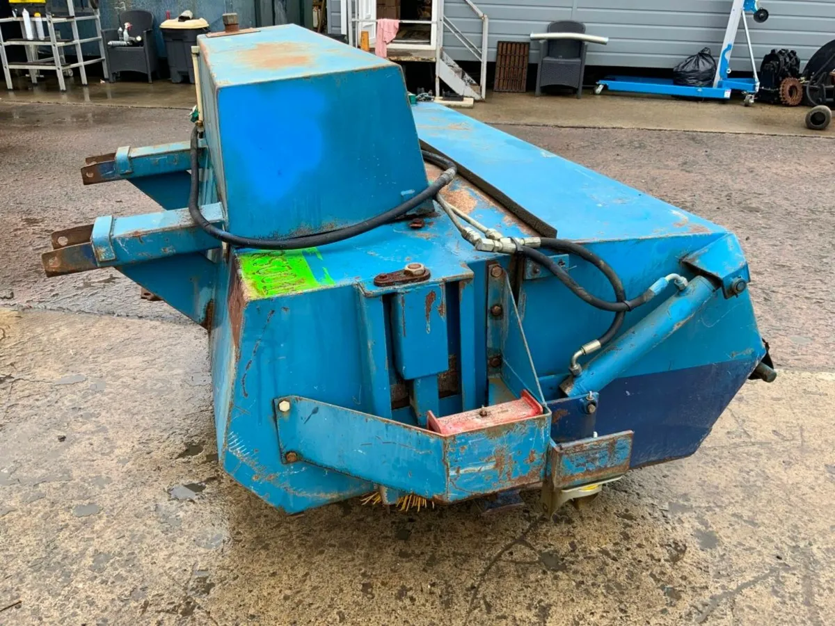 2016 CONQUIP ROAD SWEEPER COLLECTOR....4156. - Image 4