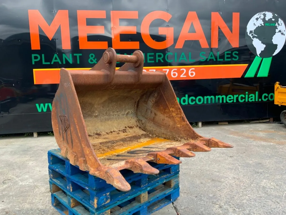 48" JCB DIGGING BUCKET.....80mm PINS.......1191t. - Image 1