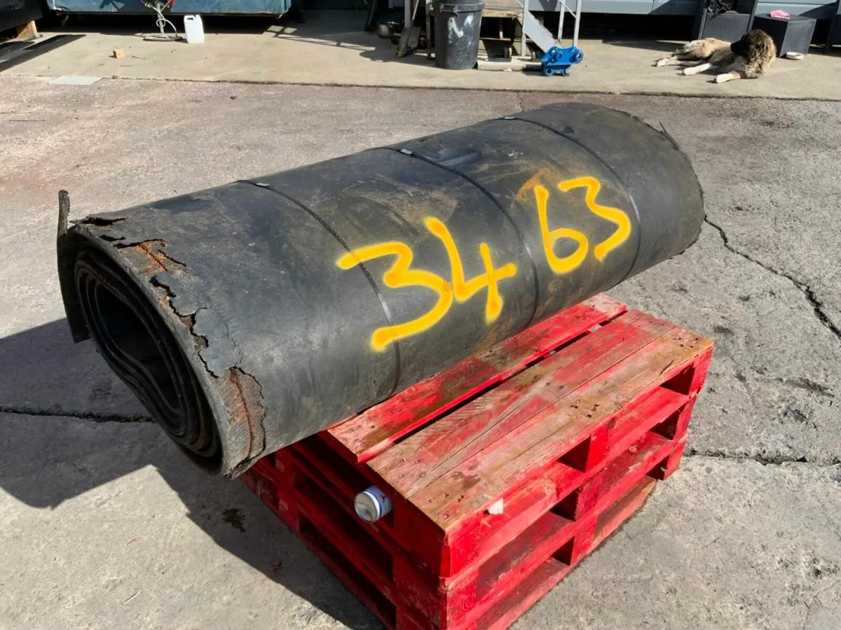 34ft x 63" RUBBER TRAILER MATTING......3463. - Image 3