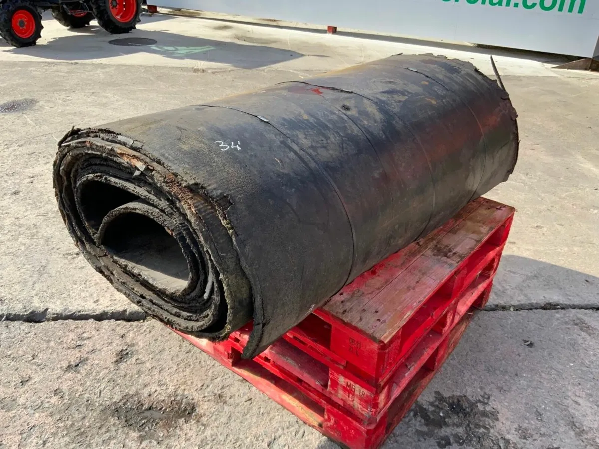 34ft x 63" RUBBER TRAILER MATTING......3463. - Image 4