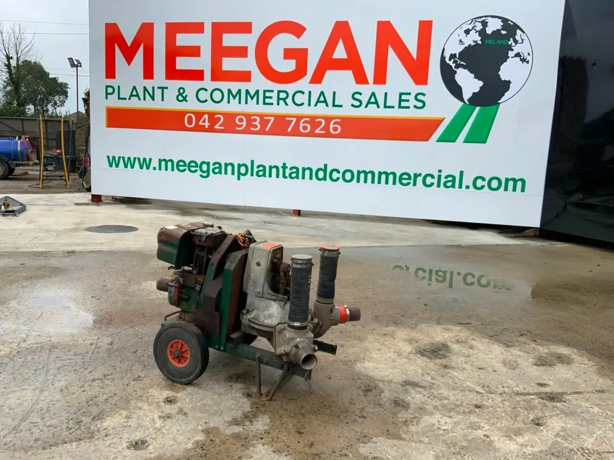 LISTER ENGINE DIAPHRAGM  WATER PUMP.....2068 - Image 1