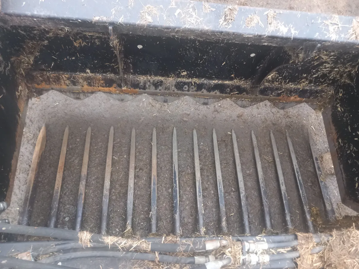 Quickie Shear Grab - Image 3