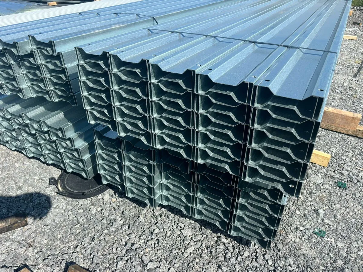 50 NEW GALVANISED PURLINS 20FT €2150 - Image 1