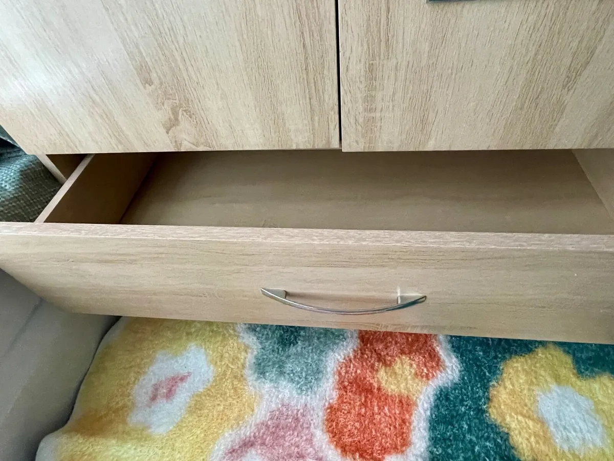 Wardrobe and bedside table set - Image 4