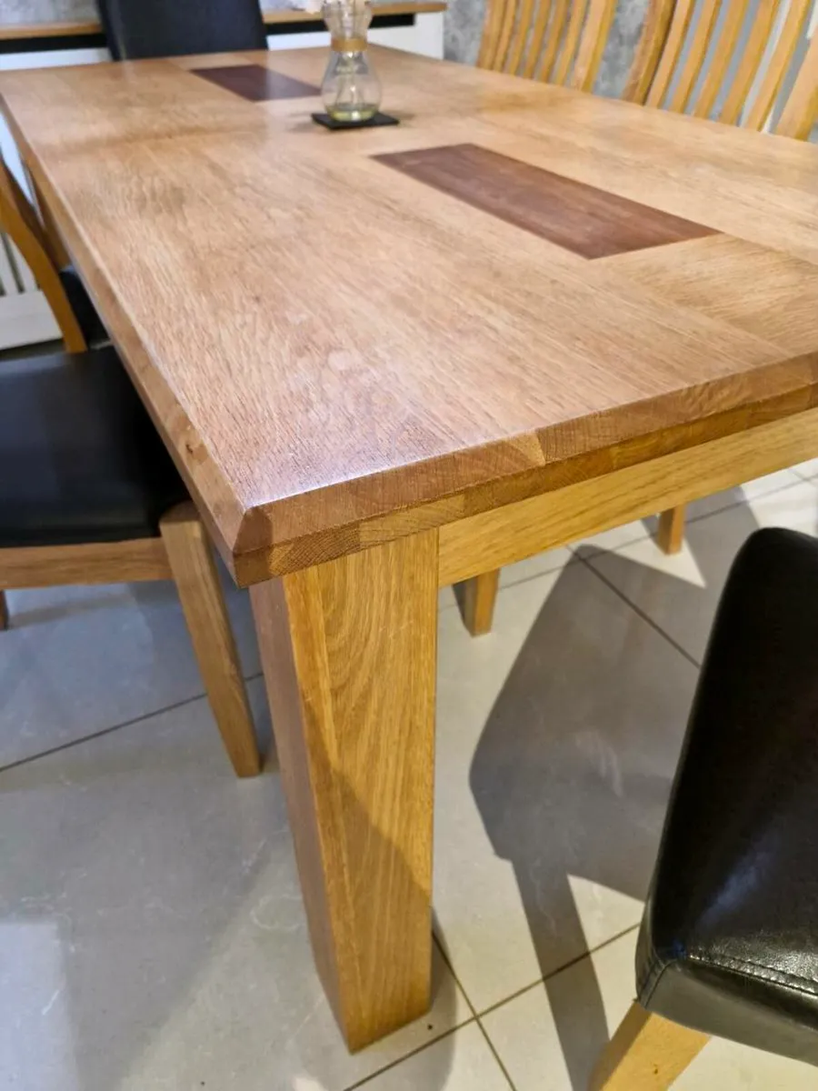 Dining Table and chairs - Image 3