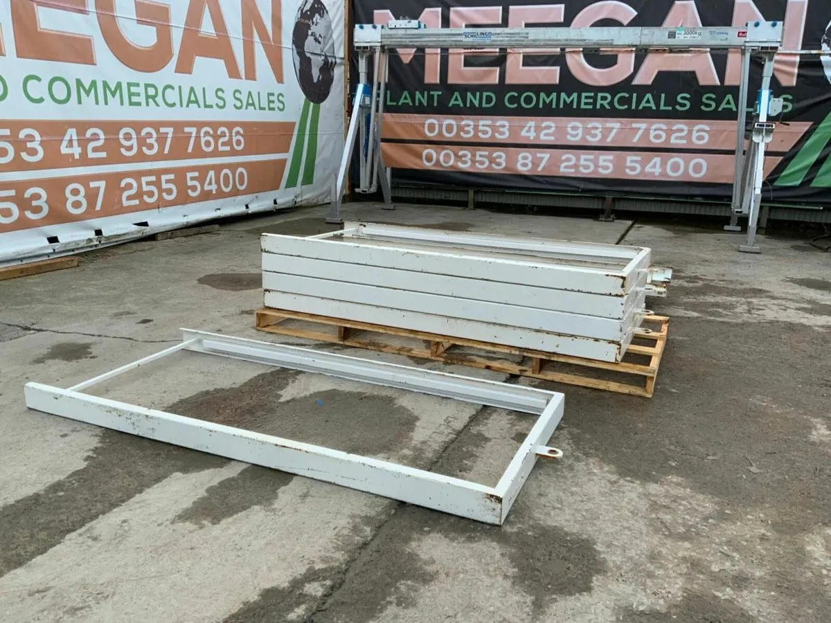 METAL FORMWORK / DOOR FRAMES...... - Image 1