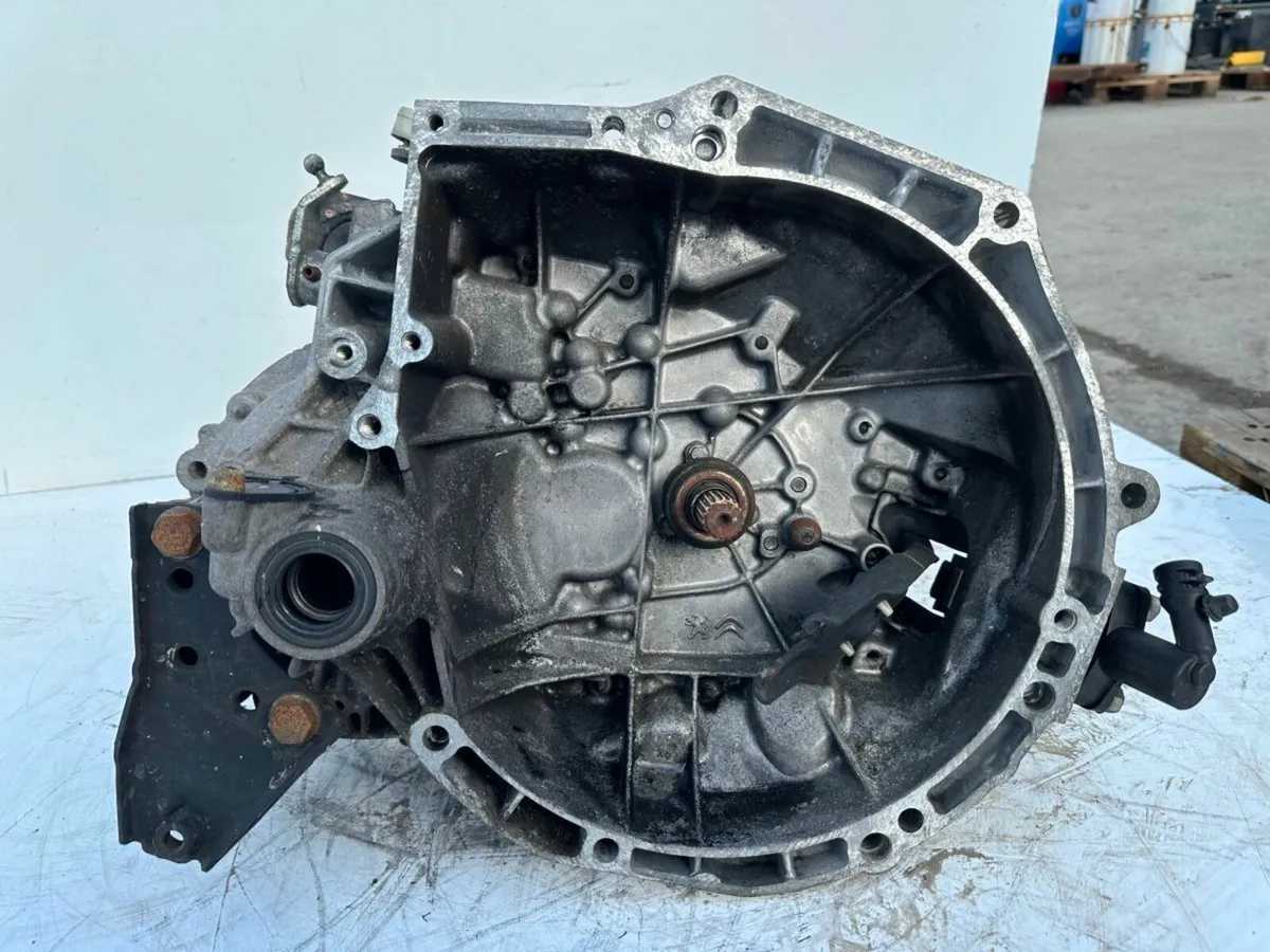2016 PEUGEOT 208  PETROL GEARBOX .... P7G32 - Image 3
