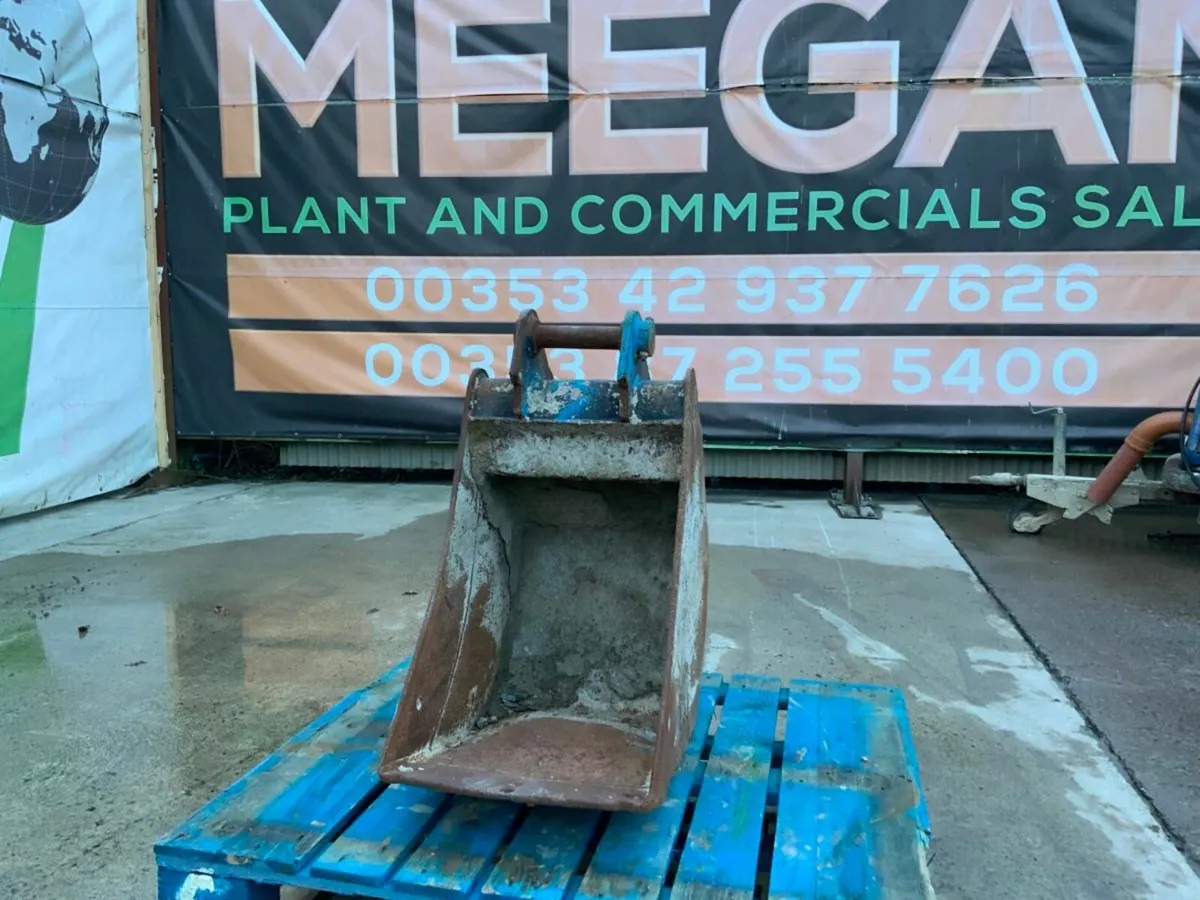 18" RHINOX DIGGING BUCKET......45mm PINS....30mh - Image 3