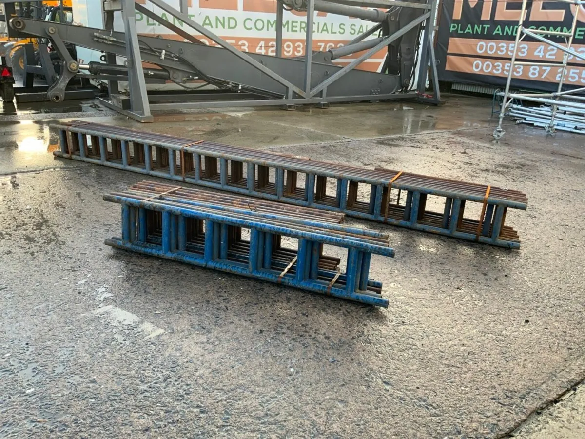 KWIK STAGE SCAFFOLDING LADDER BEAMS...1123 - Image 1