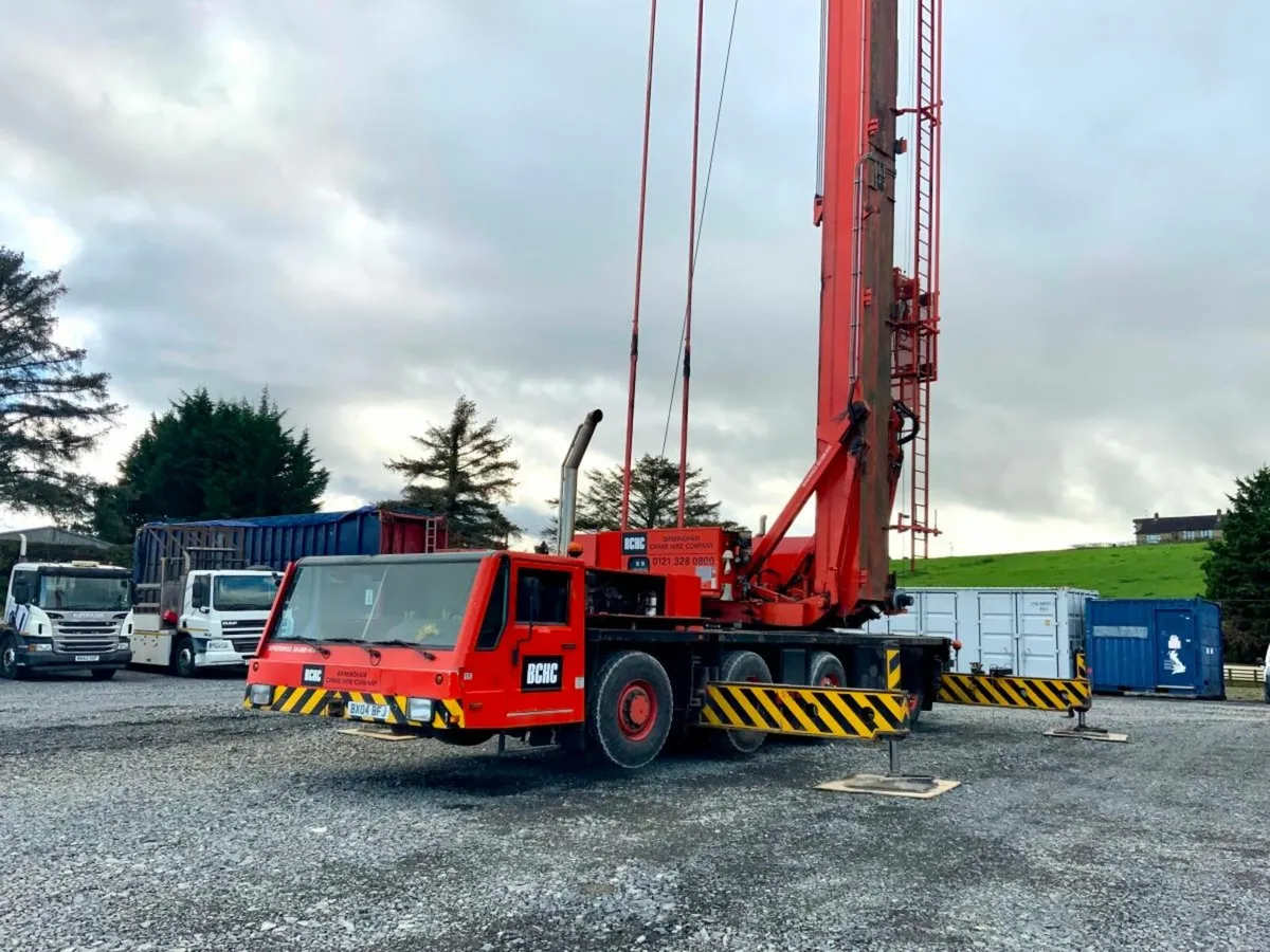 2004 SPIERINGS SK488-AT4 MOBILE TOWER CRANE. - Image 4