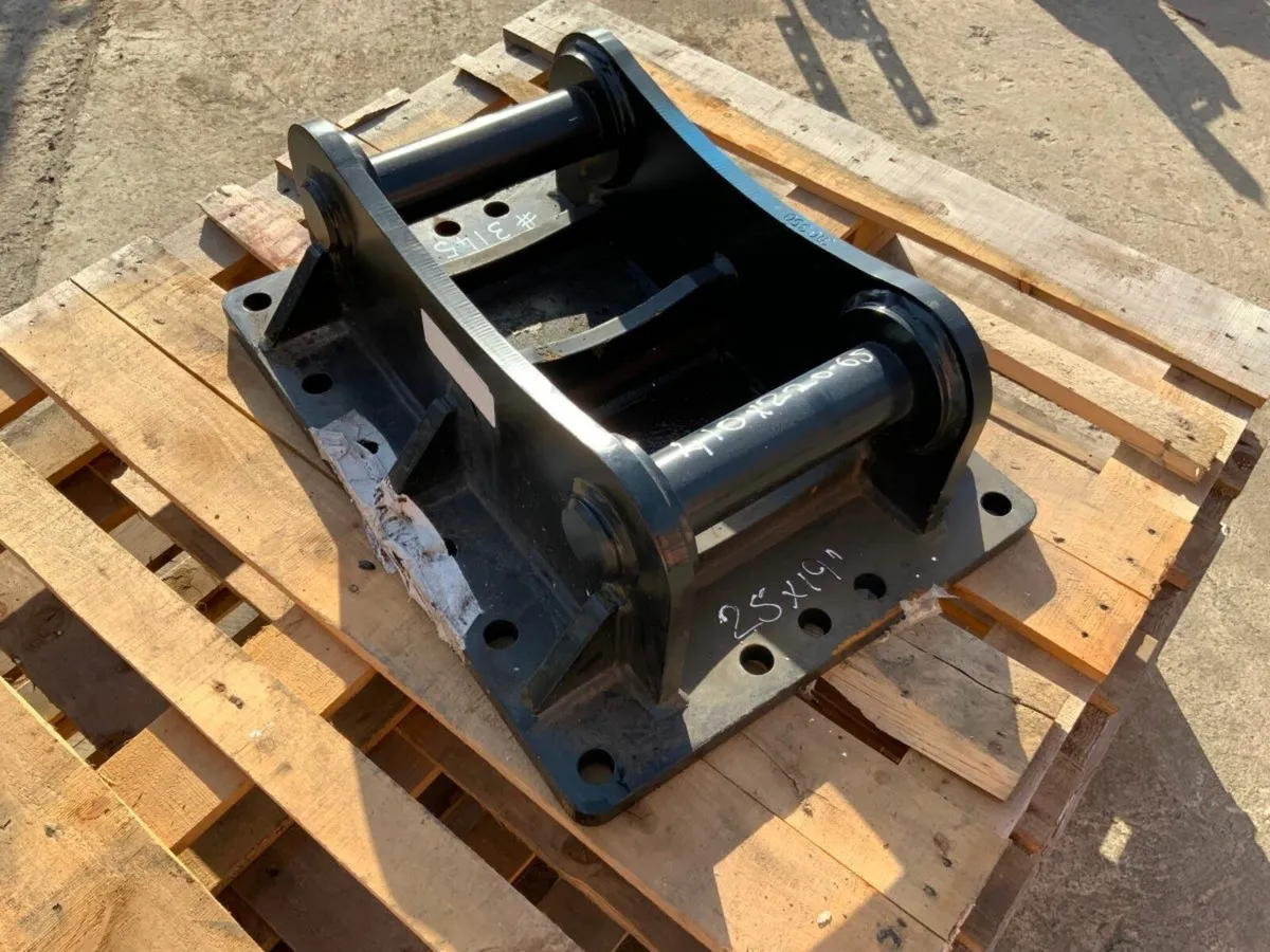 HAMMER / BREAKER CRADLE....65mm PINS...3145.. - Image 4