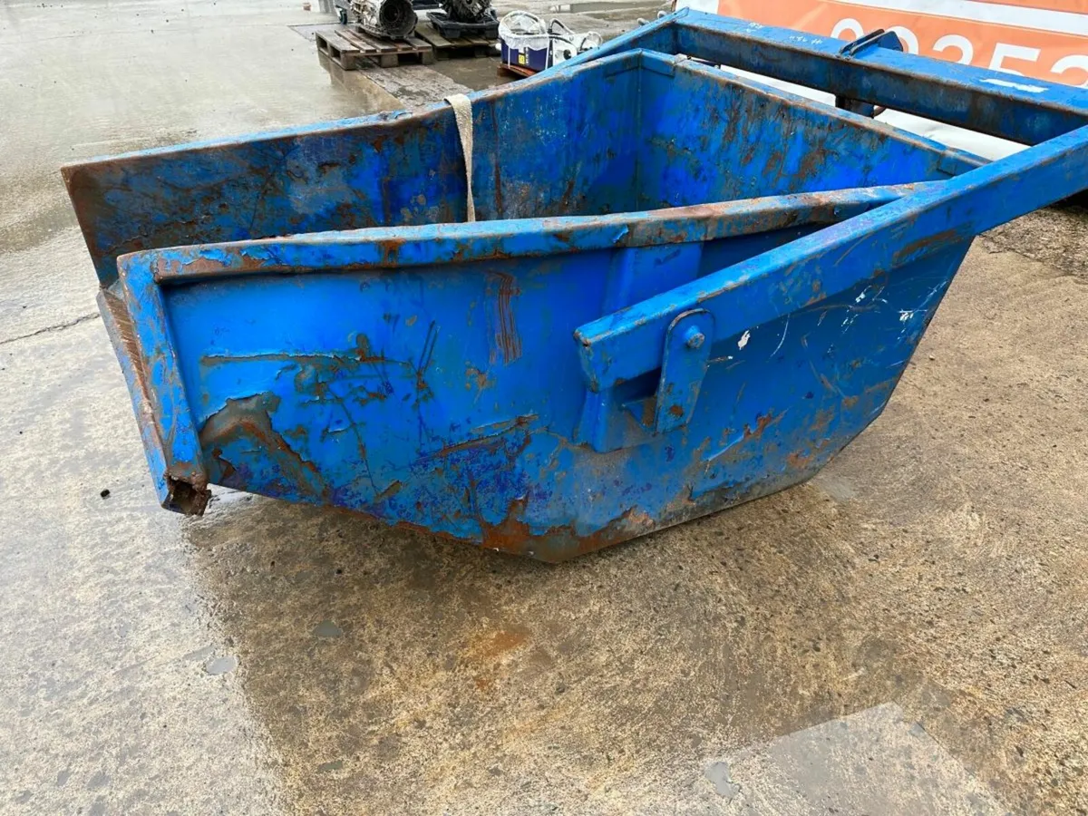 BOAT SKIP ......DAMAGED ...... 92 H - Image 3