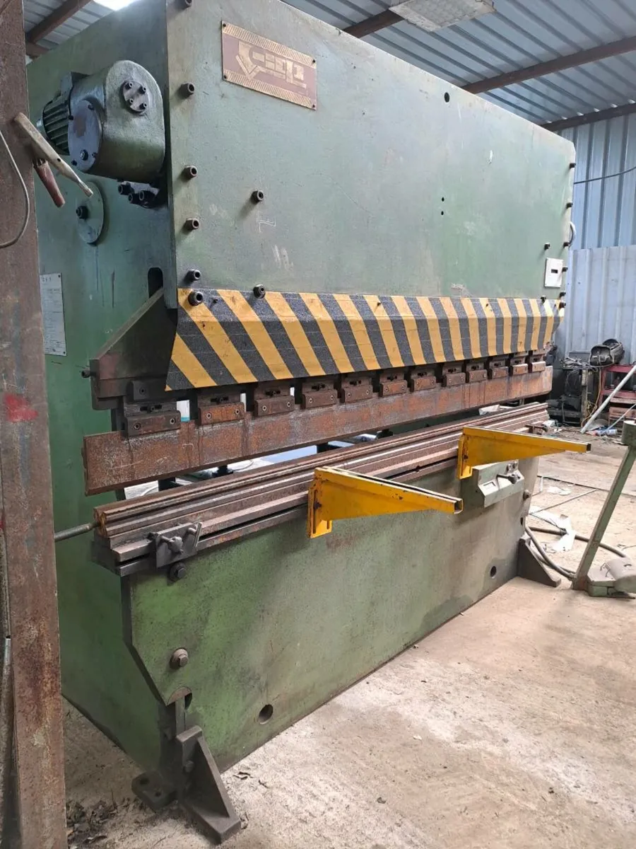 Brake press - Image 1