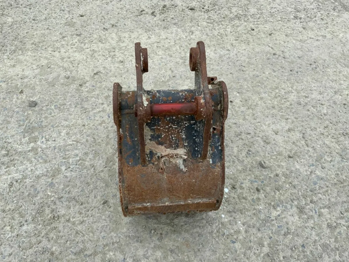 12" KEEN DIGGING BUCKET.....30mm PINS....1219/12 - Image 4