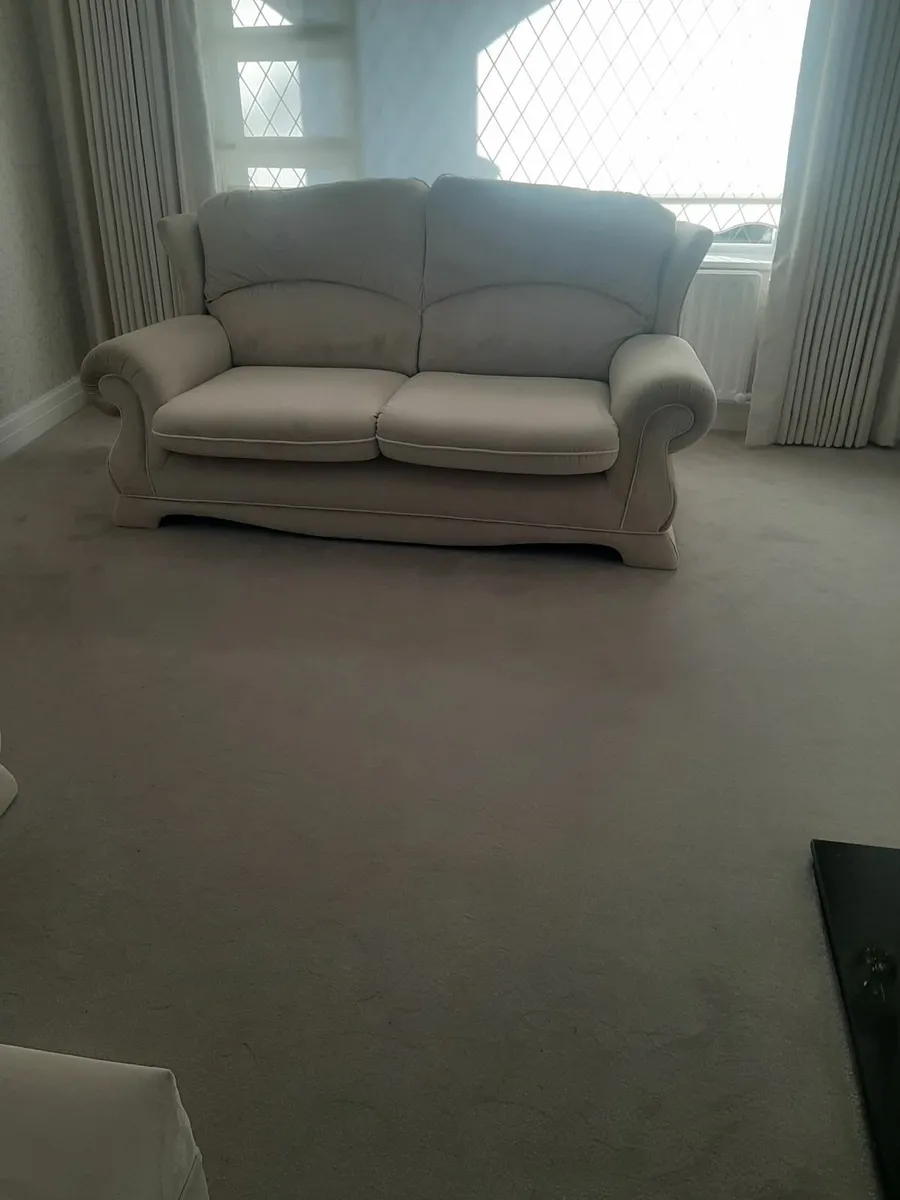 Sitting room furniture - Image 1