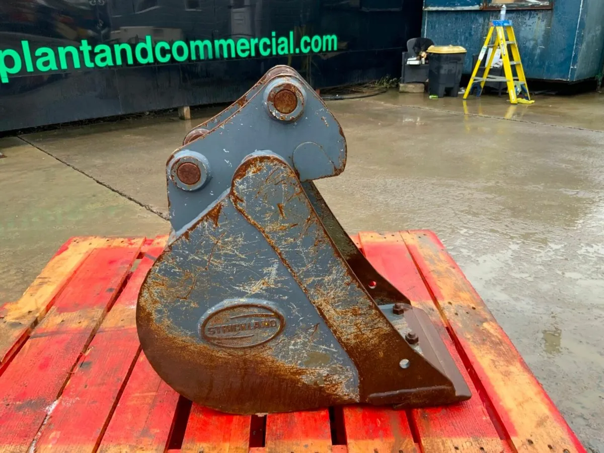 12" STRICKLAND BUCKET......35mm PINS..........1354 - Image 2