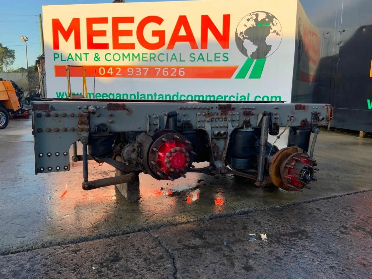 Volvo FM TWIN WHEEL TAG AXLE PARTS SPARES. - Image 2