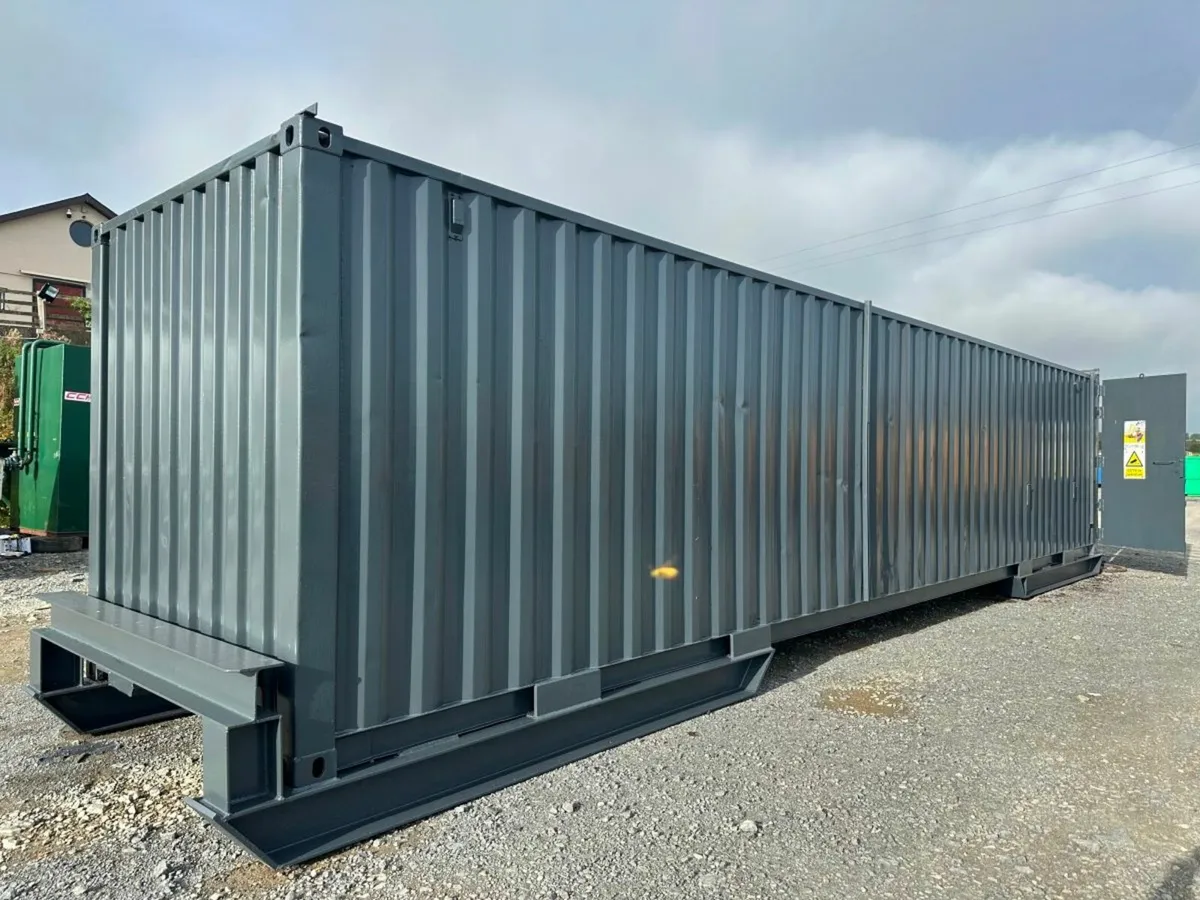 40,000 LITRE FUEL BOWSER CONTAINER....984 - Image 3