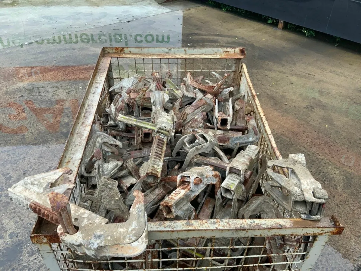 PERI SHUTTERING FORMWORK BFD CLAMPS.... - Image 2