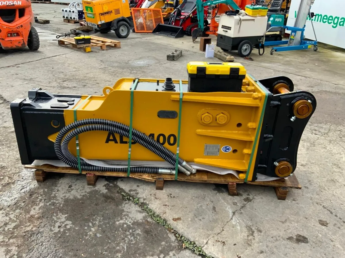 New LY1400 hammer / breaker ....80mm PINS...2561. - Image 4