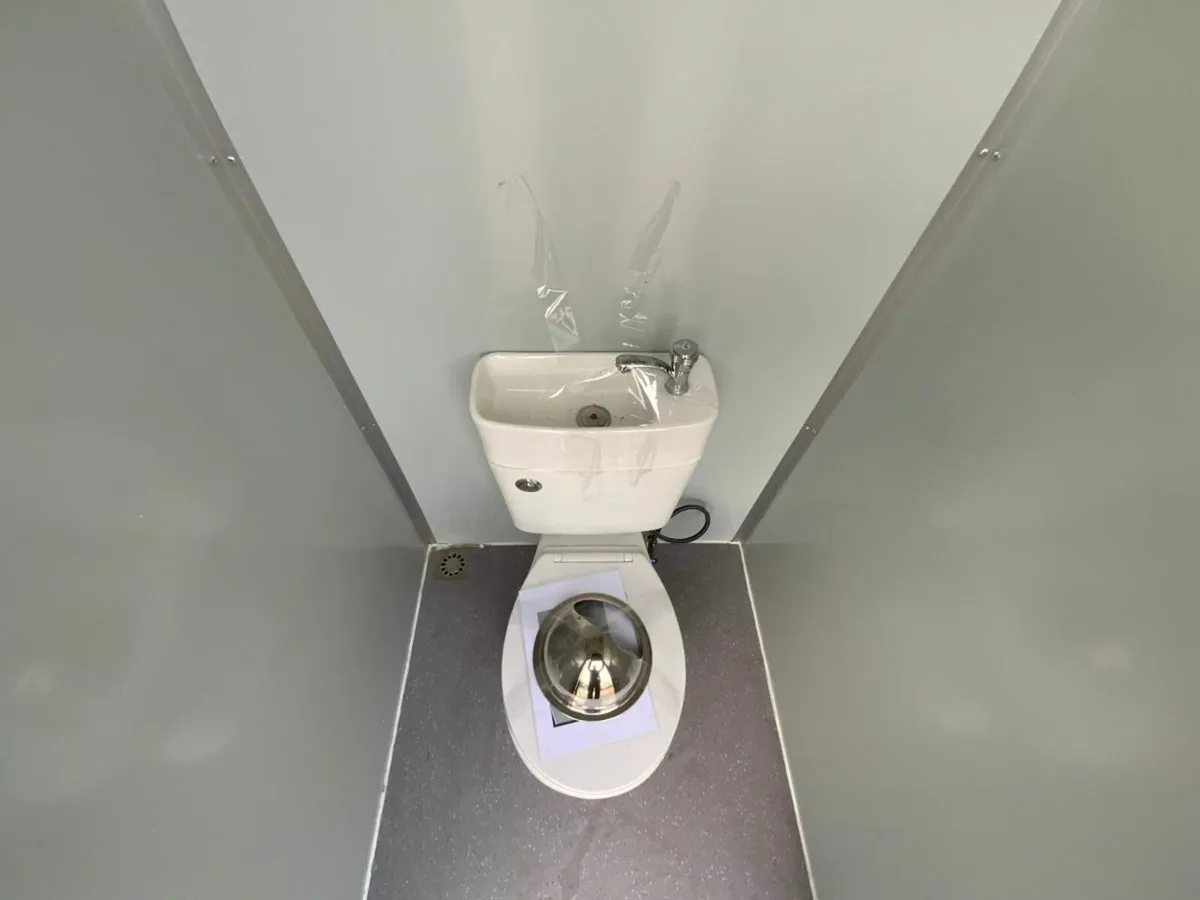UNUSED SINGLE PORTABLE TOILET CABINET....1036 - Image 2