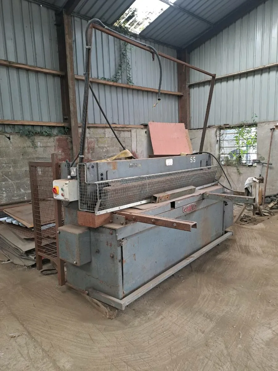 3mm guillotine - Image 1