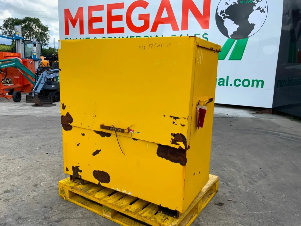 WORKSHOP TOOL STORAGE CHEST......3938 - Image 2