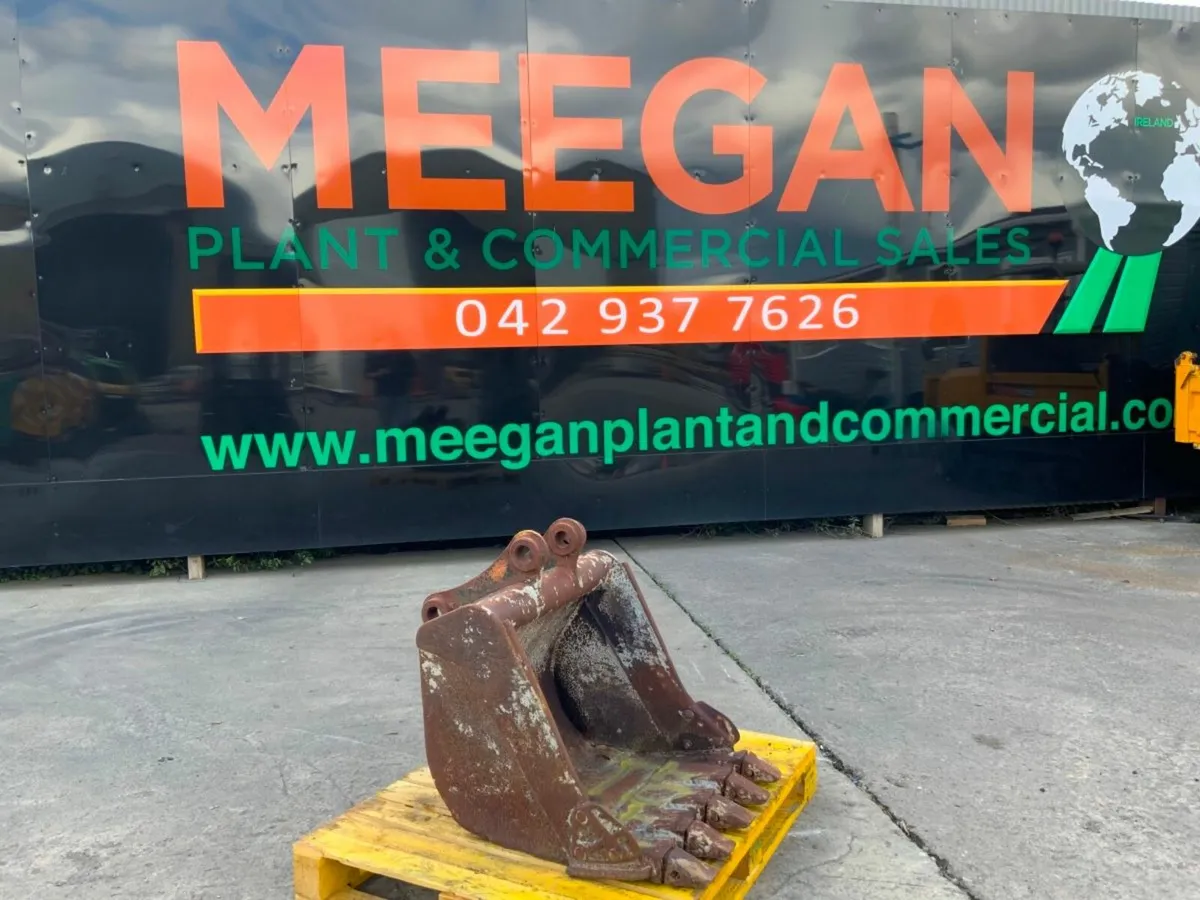 30" DIGGING BUCKET....45mm PINS........1707. - Image 1