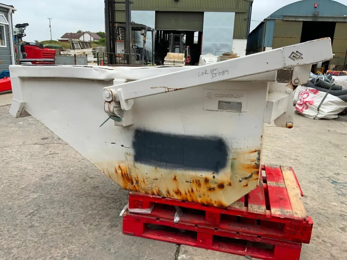 CONQUIP 1500lts SELF TIPPING BOAT SKIP.......158. - Image 3