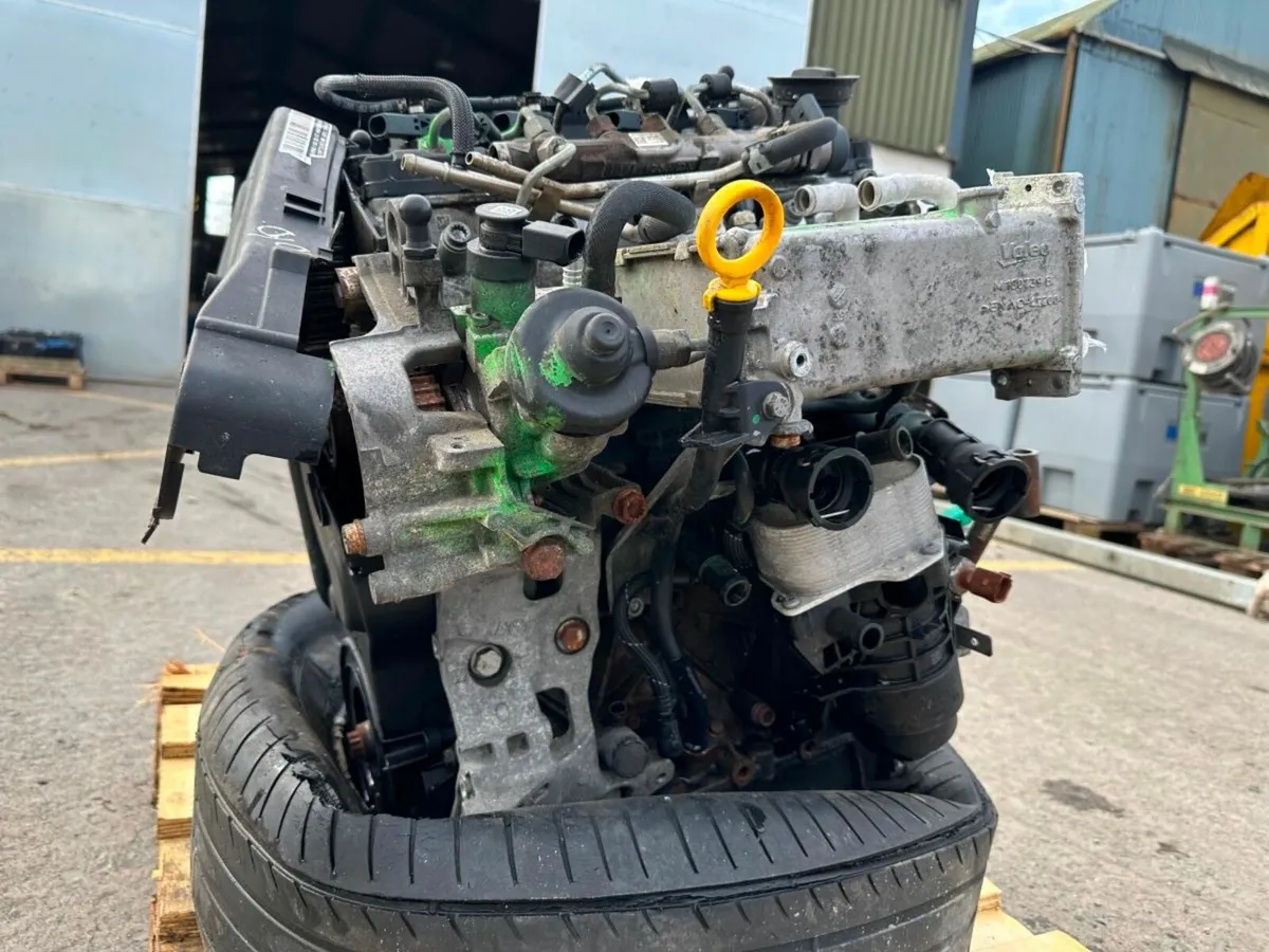 MK 6 ... VW GOLF ... 1.6 TDI... CLH ENGINE - Image 4