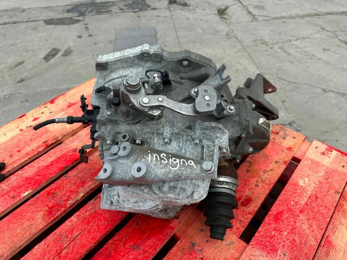2016 OPEL INSIGNIA 1.8 PETROL GEARBOX...P20G83 - Image 1