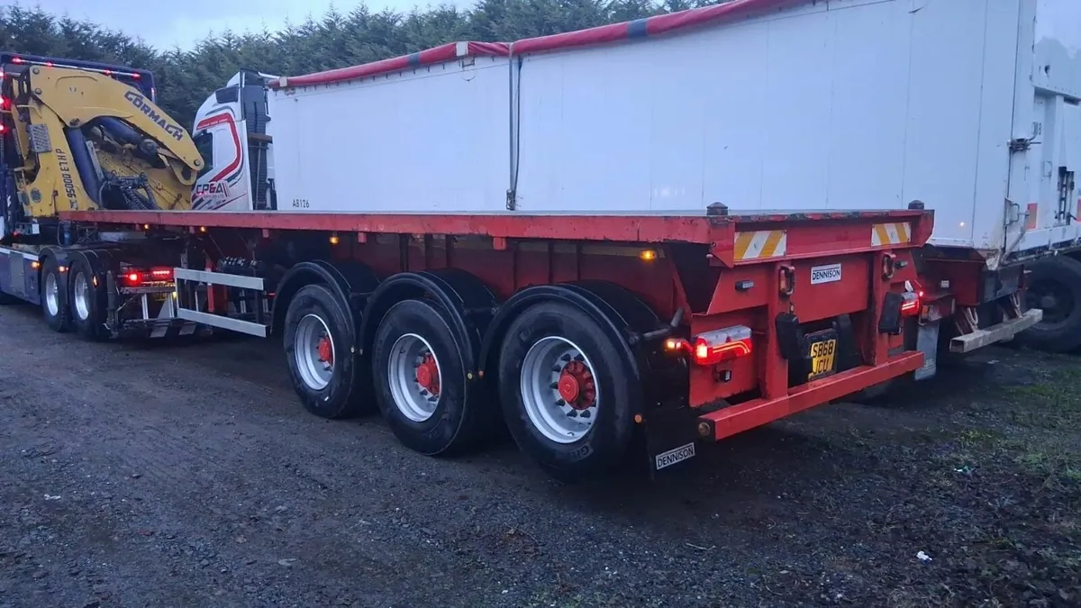 2018 Dennison Trailer - Image 1