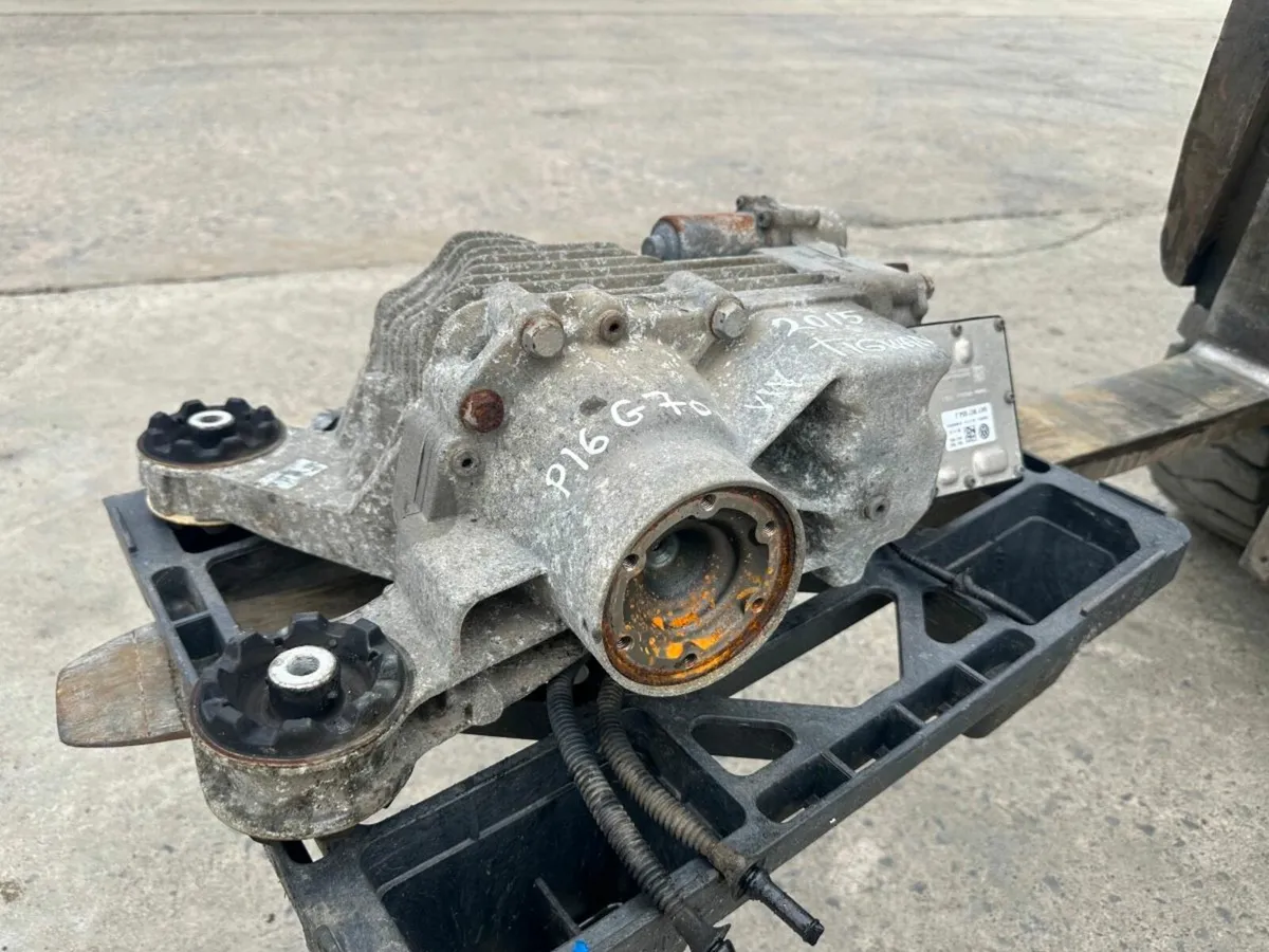 2015 VW TIGUAN2.0 TDI... 4 MOTION REAR DIFF ..P16G - Image 1