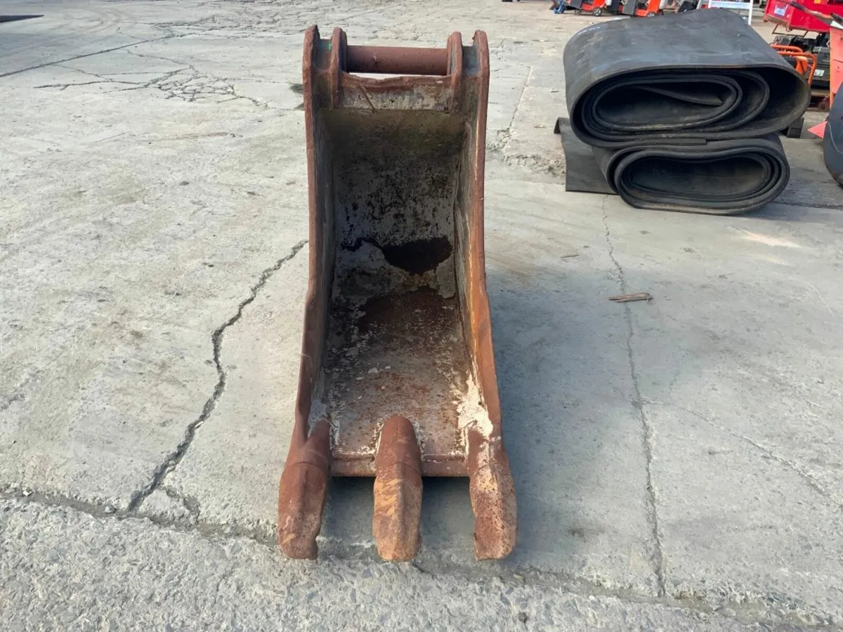 24" MILLAR SCOOP BUCKET...80mm PINS......150. - Image 4