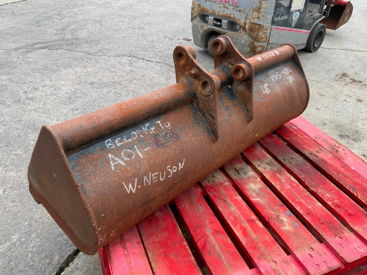 48" GRADING BUCKET....35mm PINS.......1328. - Image 4