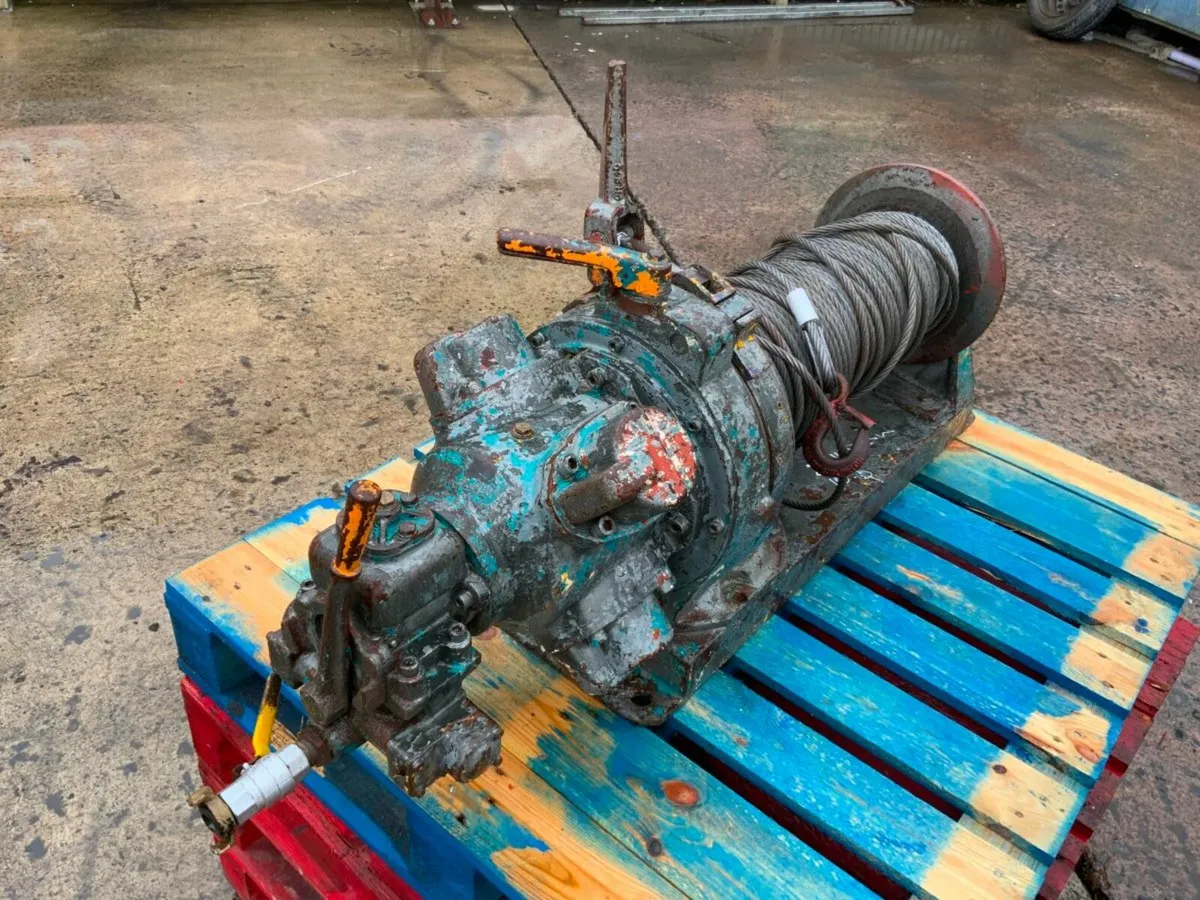 AIR OPERATED RECOVERY WINCH......19 - Image 4