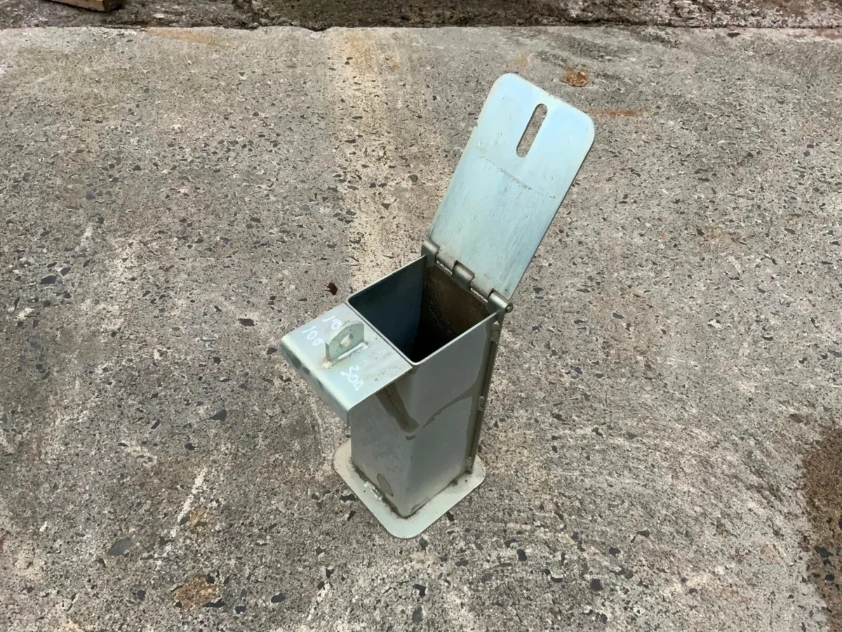 SECURITY BOLLARD GROUND SOCKET. - Image 1
