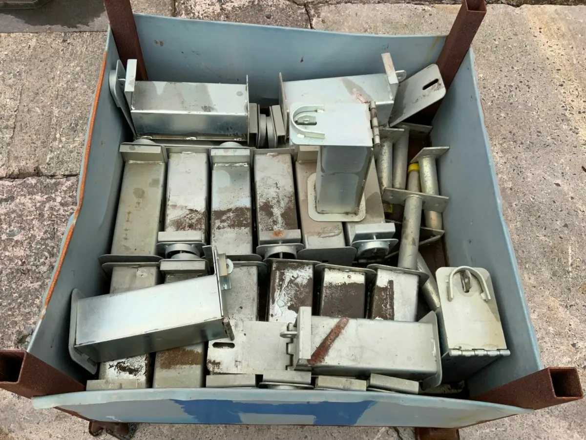 SECURITY BOLLARD GROUND SOCKET. - Image 3