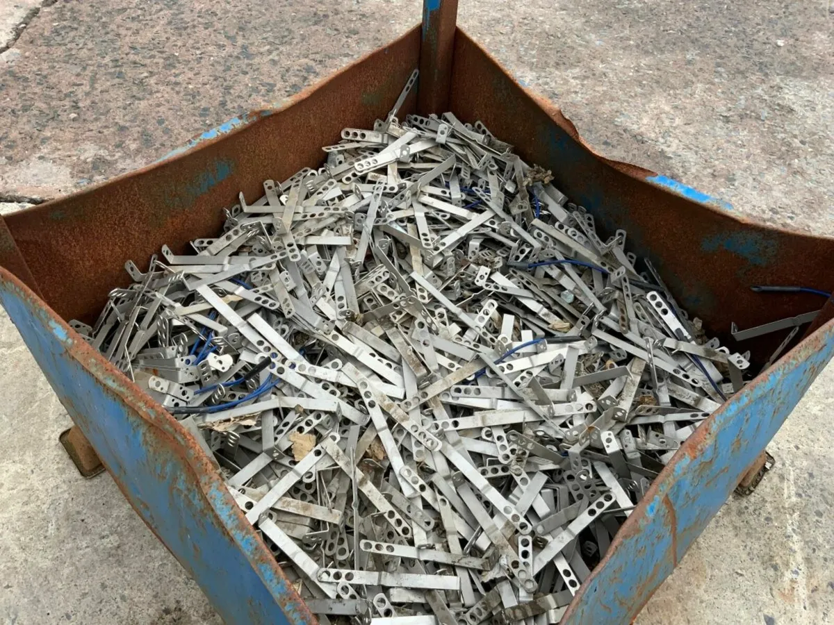 8" STAINLESS STEEL  FRAME TIES / WALL TIES. - Image 1